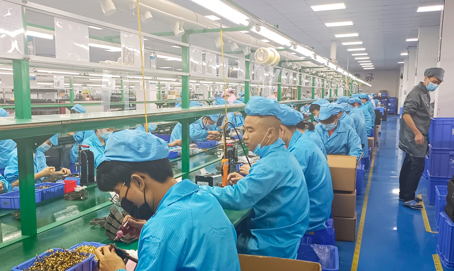 深圳组装加工厂,产品组装加工,小电子产品加工,电子产品组装代工