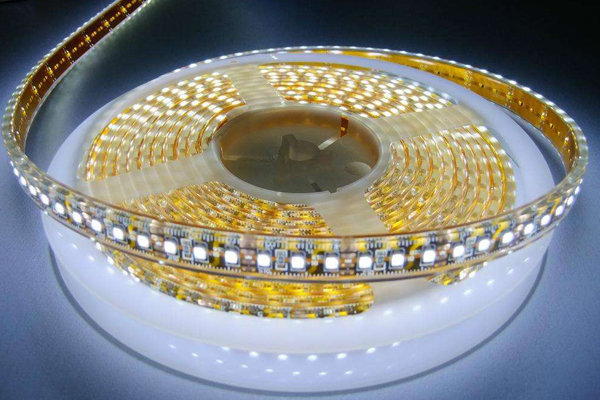 LED灯带组装生产